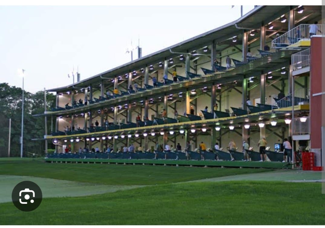 Golf Center Des Plaines driving range